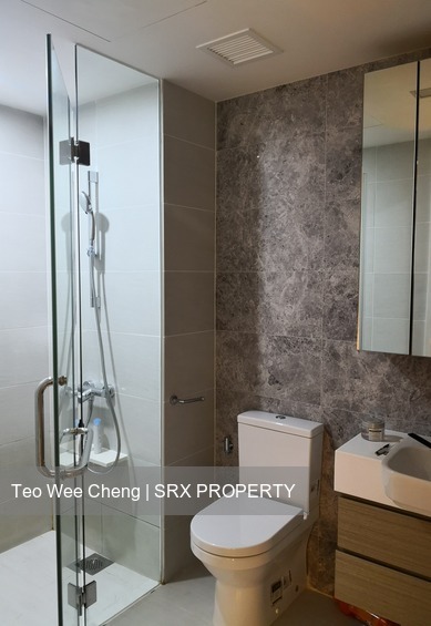 The Lakefront Residences (D22), Condominium #198249702